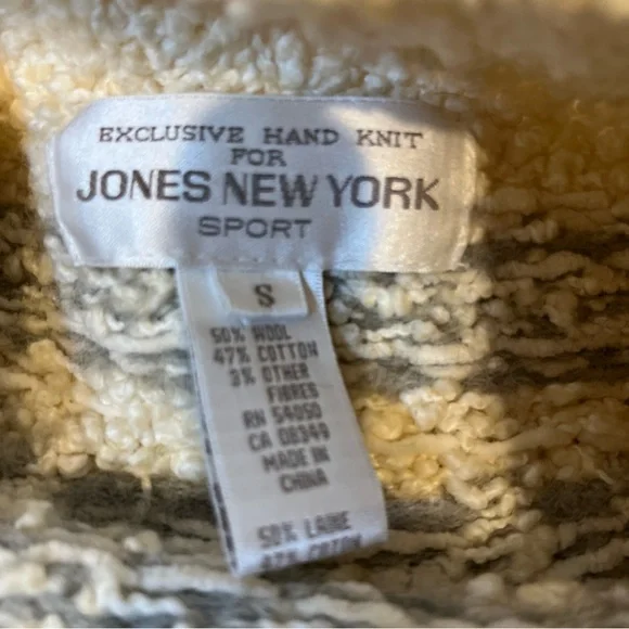 90s Jones New York Hand Knit Sweater S Ivory Gray Fair Isle Fisherman Wool Blend - Picture 5 of 8